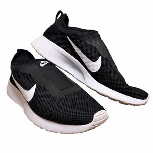 NIKE Tanjun Slip On Sneakers in Black & White